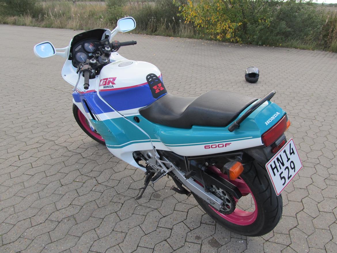 Honda CBR 600 F1 PC23 billede 10