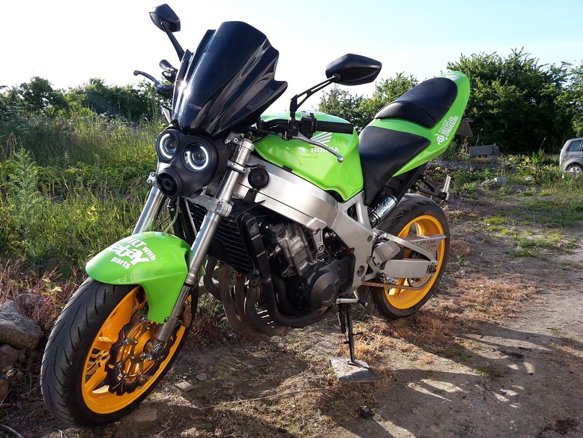 Honda CBR 900 RR Fighter <--- Solgt billede 1