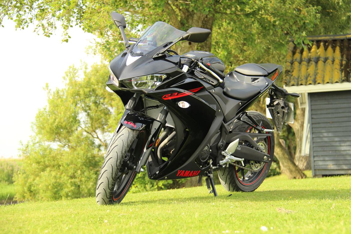 Yamaha YZF-R3 Raven billede 3