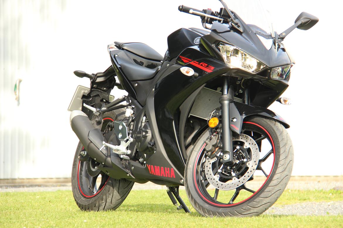 Yamaha YZF-R3 Raven billede 4