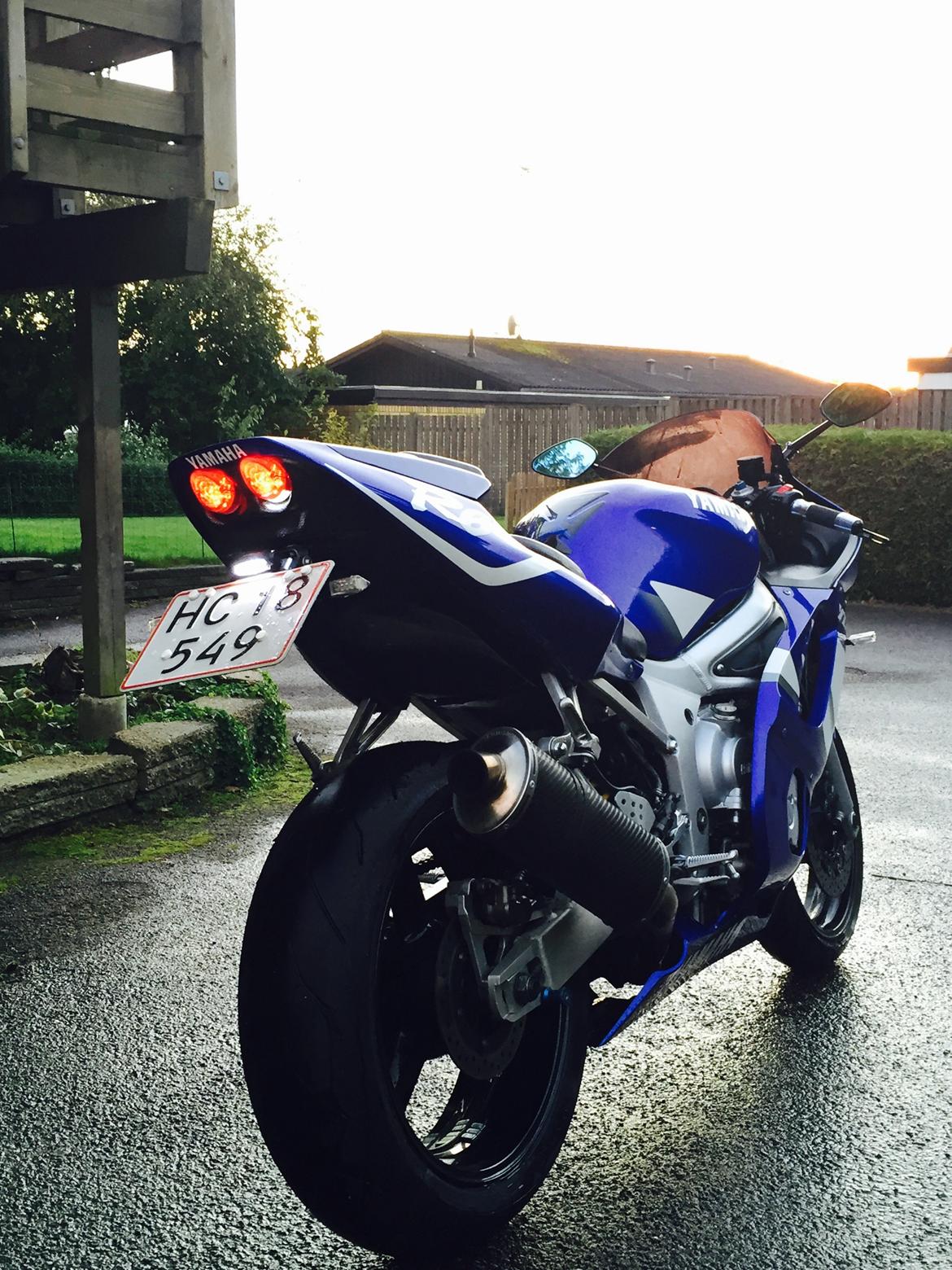 Yamaha R6 billede 10