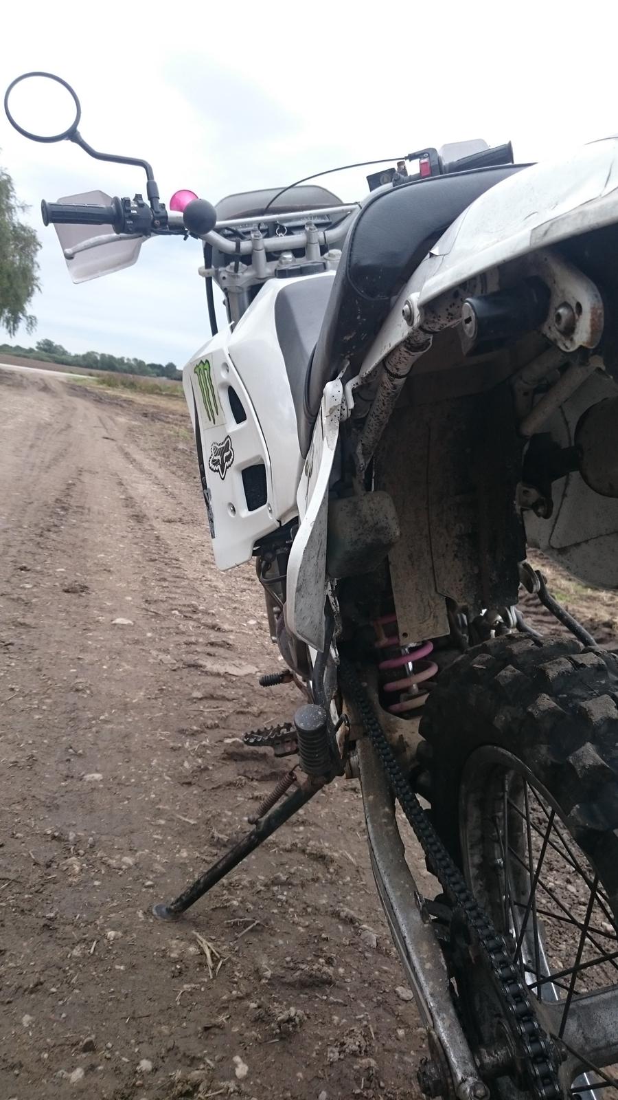 Yamaha Dt 125 r  billede 2