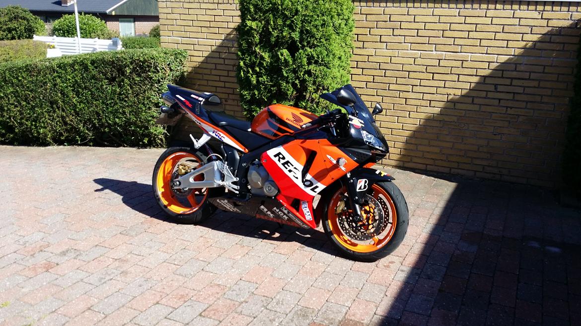 Honda CBR 600 RR  billede 2