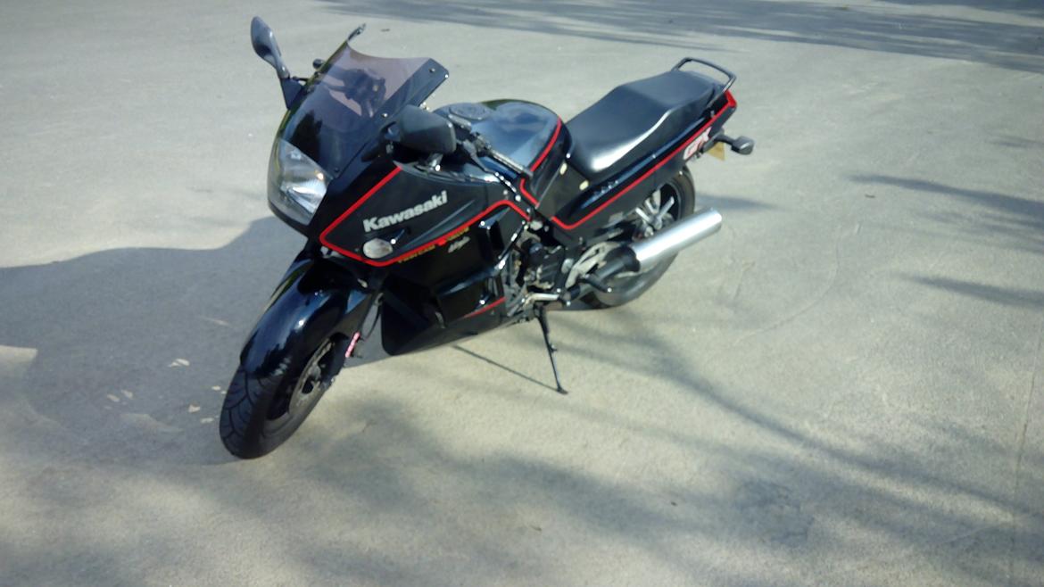 Kawasaki GPX 750 R Ninja ''Solgt'' billede 4