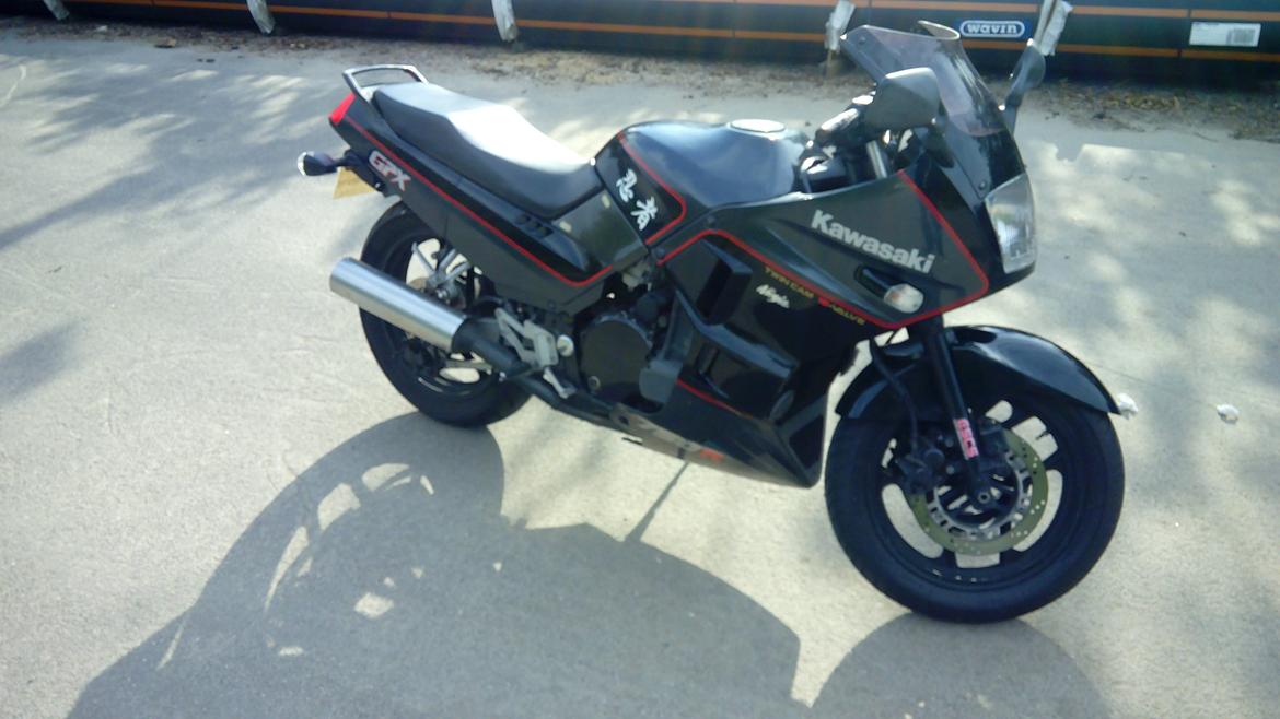 Kawasaki GPX 750 R Ninja ''Solgt'' billede 7