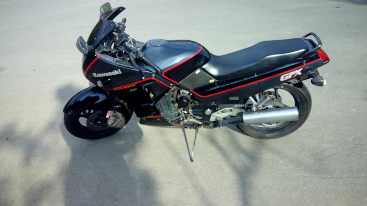 Kawasaki GPX 750 R Ninja ''Solgt'' billede 5