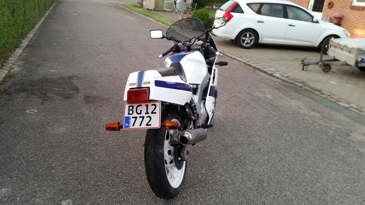 Yamaha fzr 600 rg billede 2