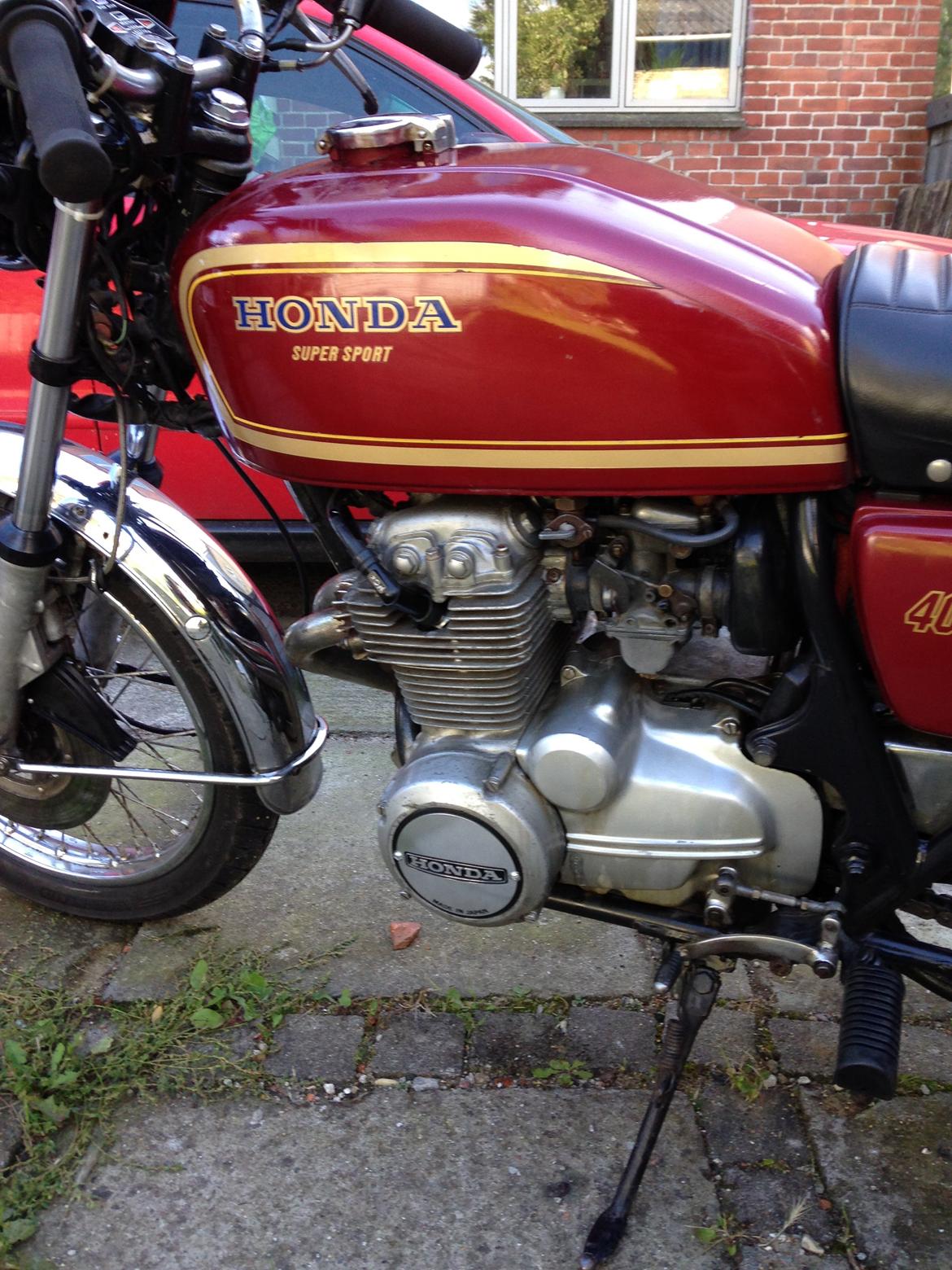 Honda CB 400 F billede 3