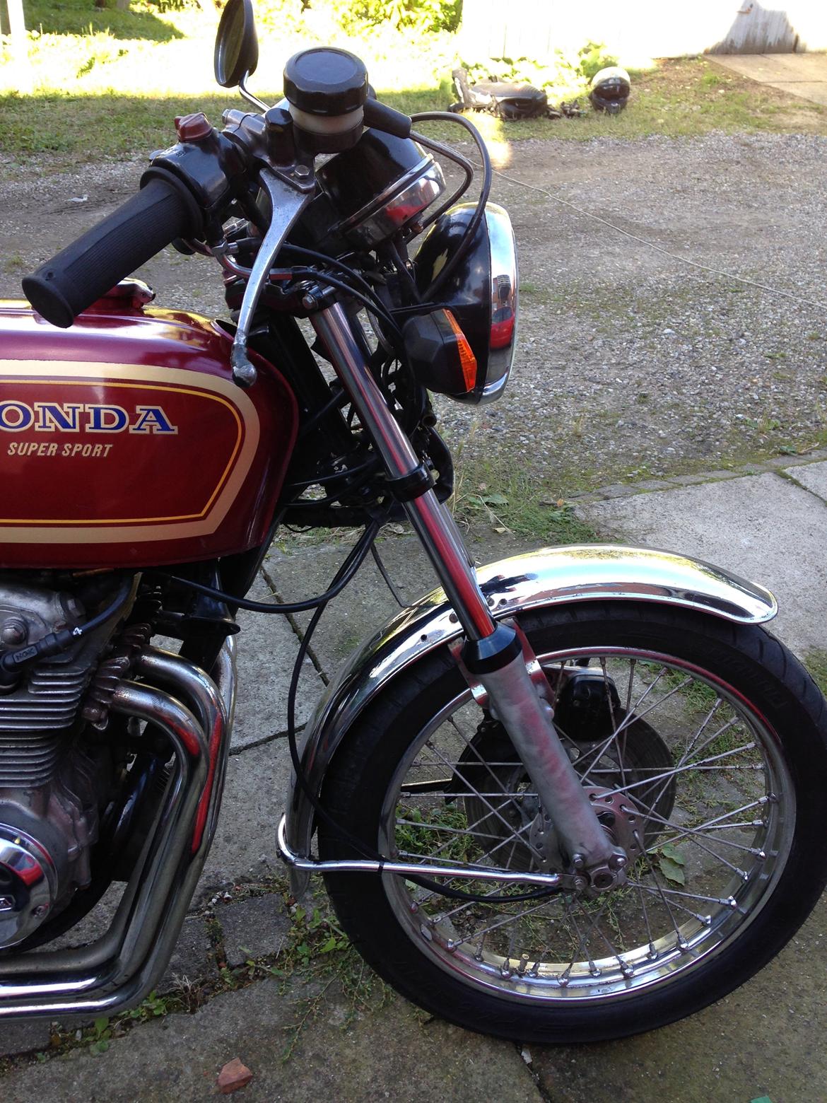 Honda CB 400 F billede 11