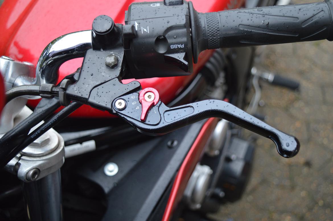 Yamaha FZS 600 S billede 13