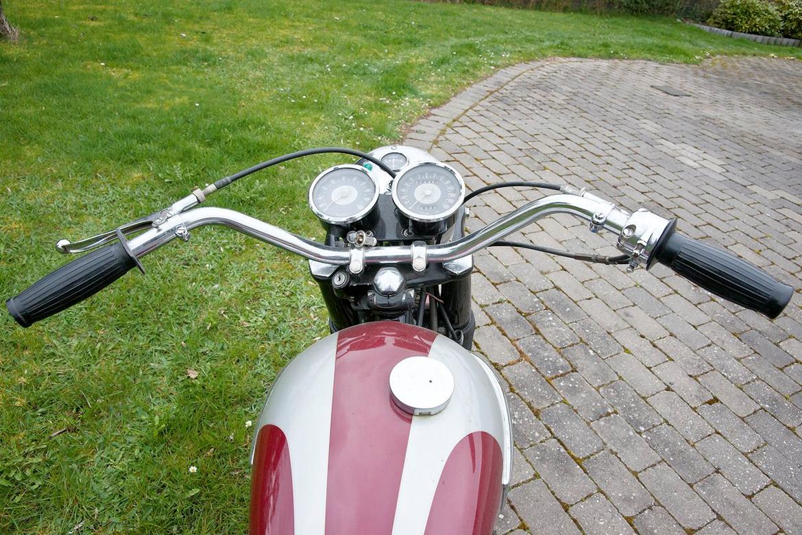 Triumph T120R billede 11