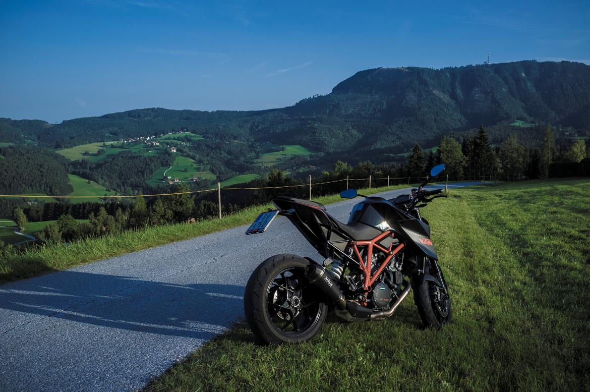 KTM 1290 Superduke R billede 8