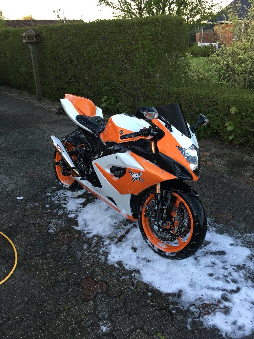 Suzuki GSXR 1000 k6 solgt billede 14
