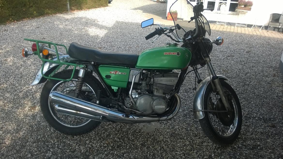 Suzuki GT 550' NU TOTALSKADET :-( - Lige hentet billede 14