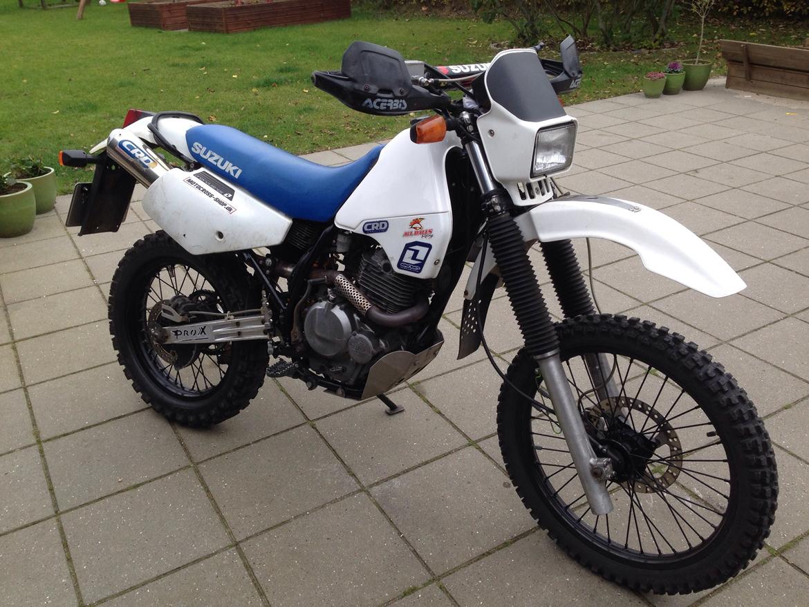 Suzuki DR 350 billede 1