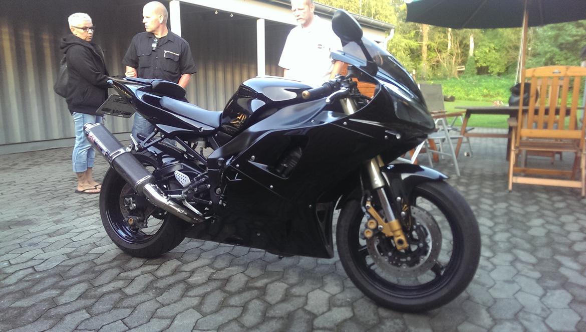 Yamaha YZF R1 1000 billede 4