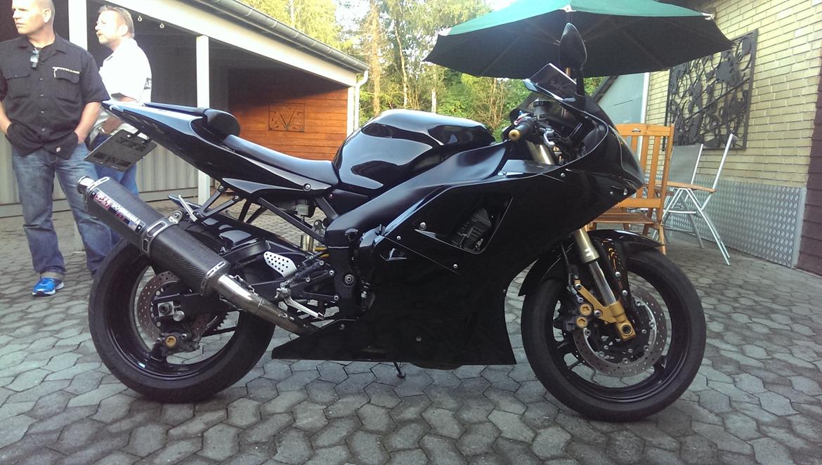 Yamaha YZF R1 1000 billede 3