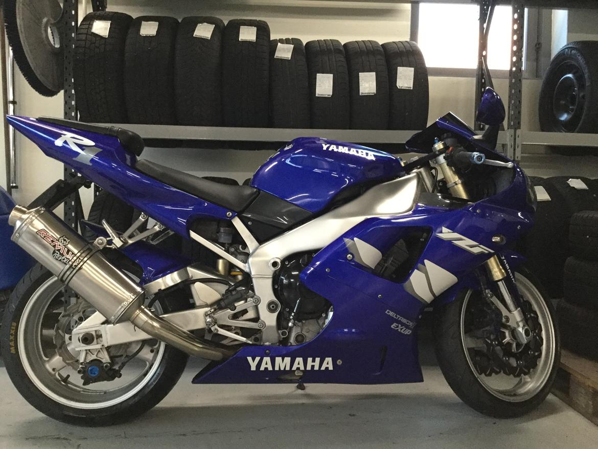 Yamaha YZF R1 billede 16
