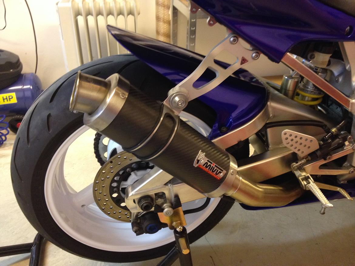 Yamaha YZF R1 billede 9