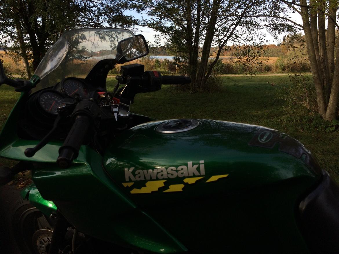 Kawasaki GPZ 500 S " solgt" billede 3