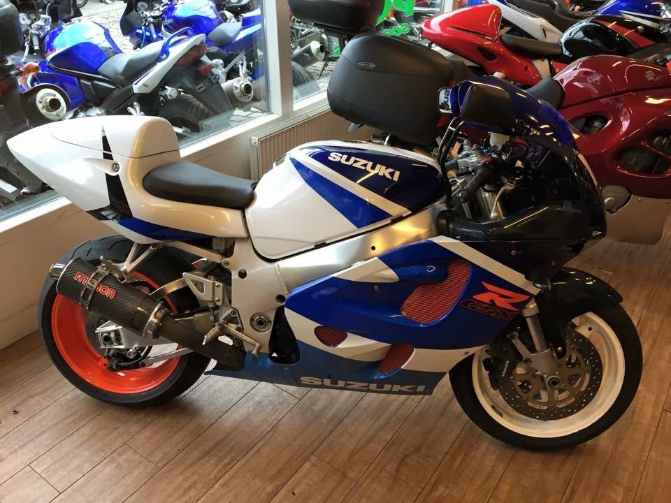 Suzuki GSXR 750 SRAD billede 4