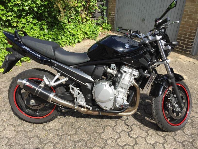 Suzuki GSF 650 Bandit - Nu med rimstripes fra Kina til 20kr.  billede 1