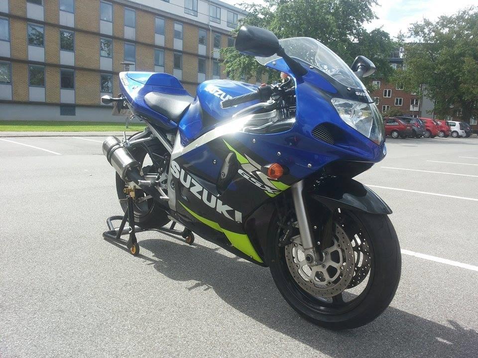 Suzuki GSXR K1 billede 2