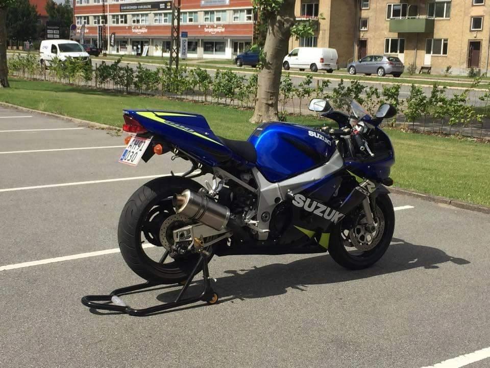 Suzuki GSXR K1 billede 4