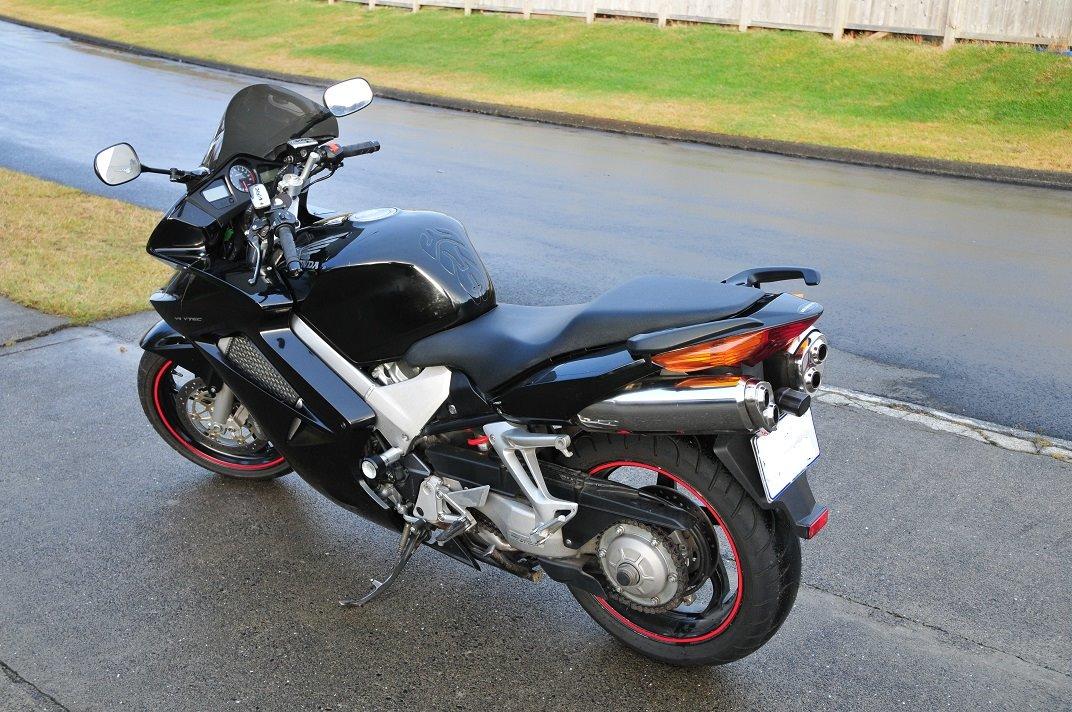 Honda VFR 800 Vtec billede 4