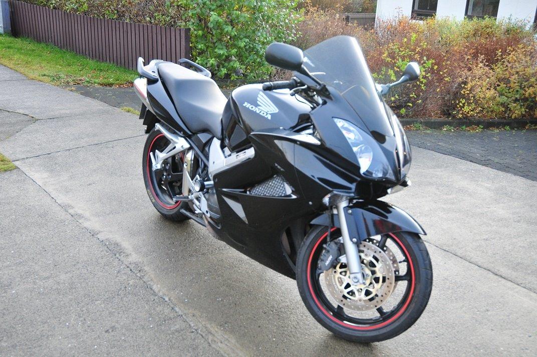 Honda VFR 800 Vtec billede 2