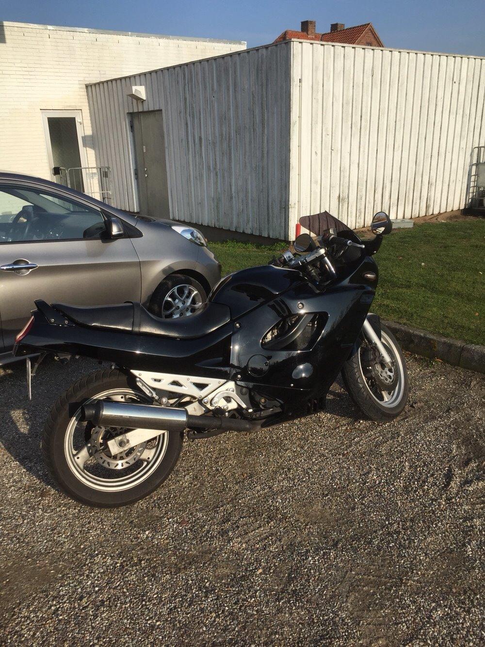 Suzuki GSX750F billede 2