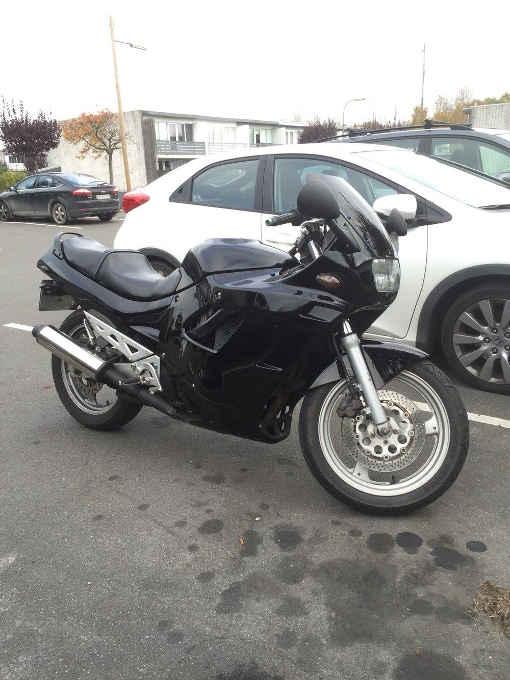 Suzuki GSX750F billede 5