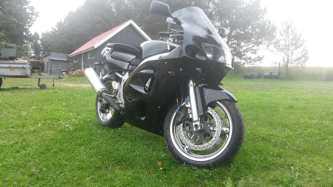 Suzuki gsxr 600 srad billede 1