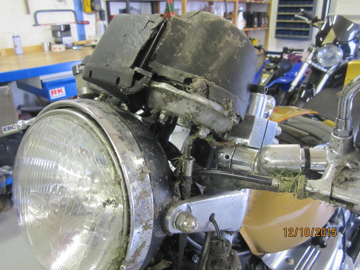 Suzuki GT 550' NU TOTALSKADET :-( billede 16