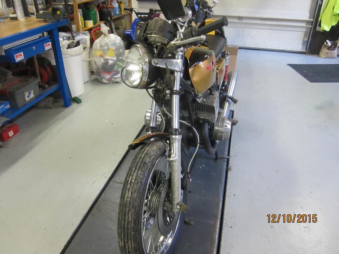 Suzuki GT 550' NU TOTALSKADET :-( billede 18
