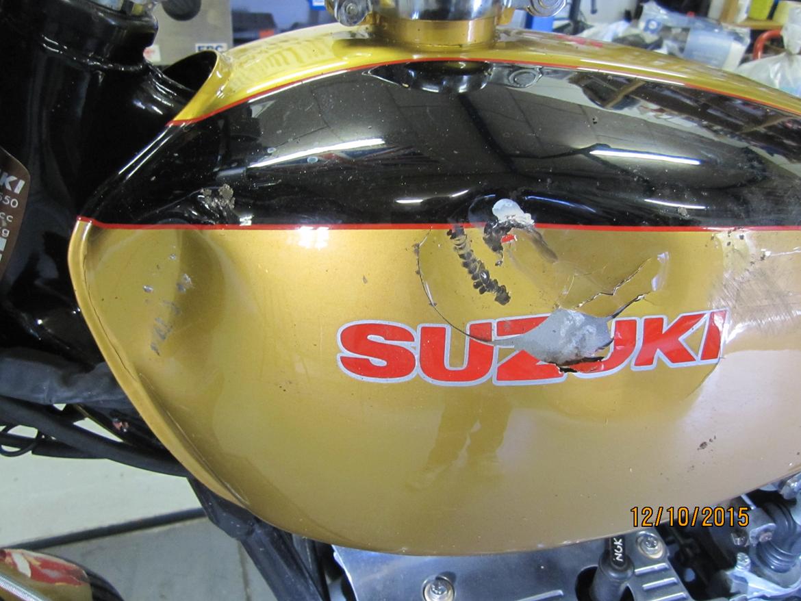 Suzuki GT 550' NU TOTALSKADET :-( billede 17