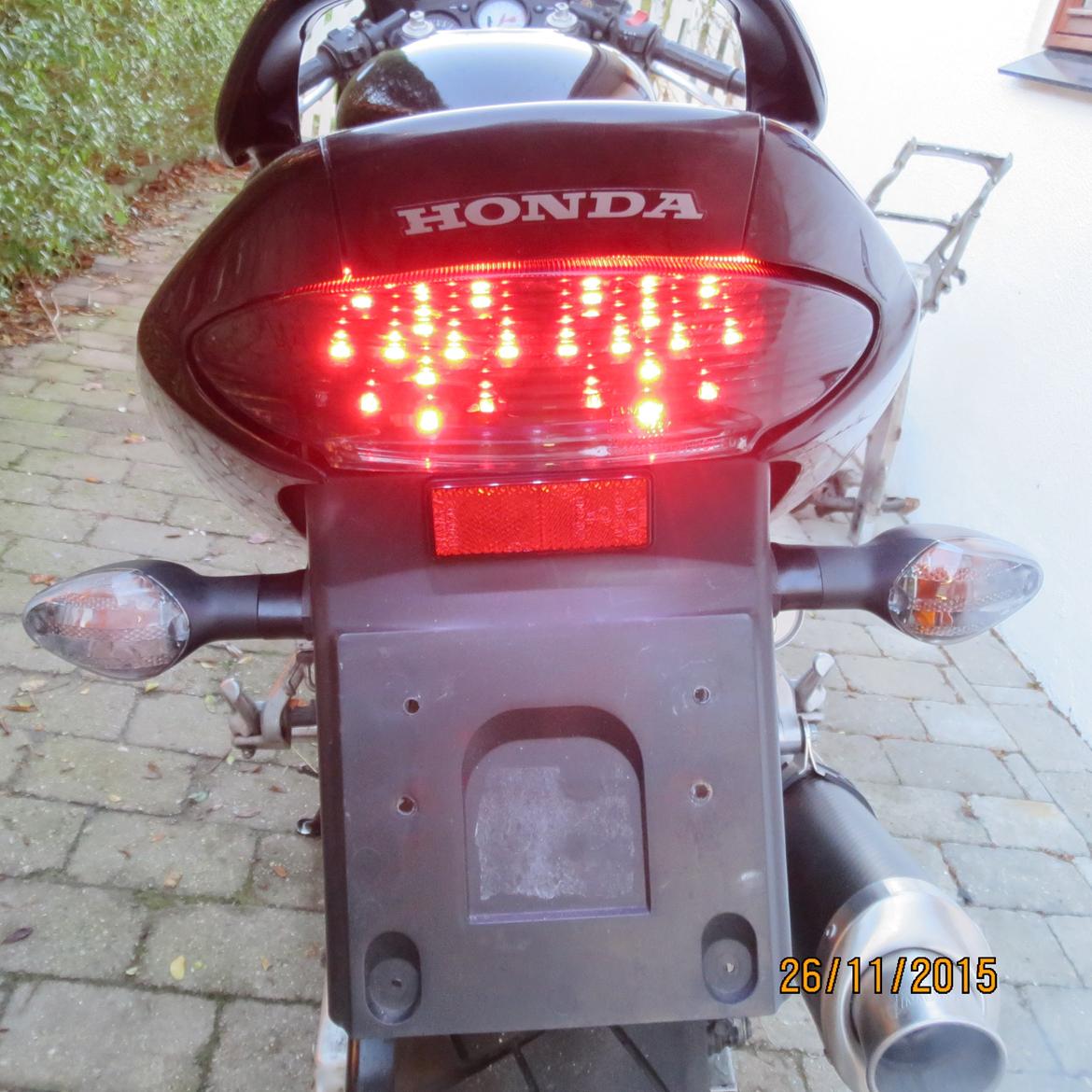 Honda CBR 600 F3½ - solgt - Som sørmé lyser rødt :) billede 17