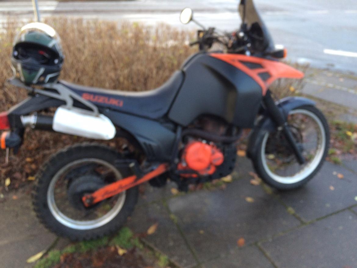 Suzuki DR750 Big, Desert Express (Solgt) billede 1