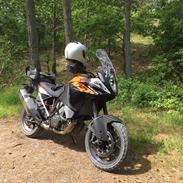 KTM 1050 Adventure 