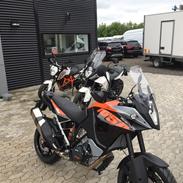 KTM 1050 Adventure 