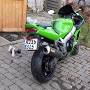 Kawasaki Zx7r 