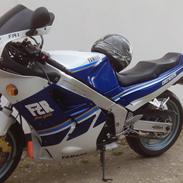 Yamaha Fzr 1000