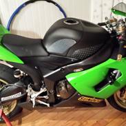 Kawasaki zx6r 636