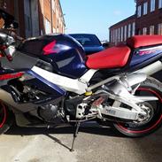 Honda CBR900RR Fireblade