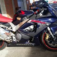 Honda CBR900RR Fireblade