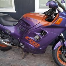 Honda CBR 1000 F (Hurricane)
