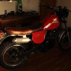 Honda NX 650 Dominator scrambler