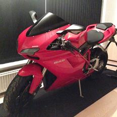 Ducati 848