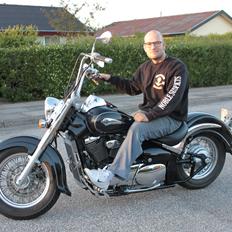 Suzuki VL800 (Ombygget)