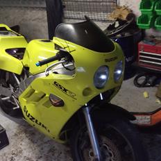 Suzuki gsx-r 400r (solgt)